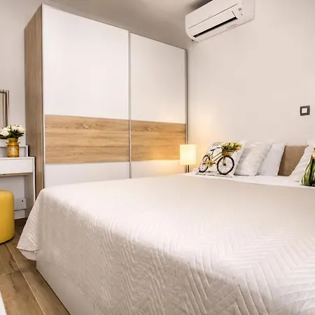 Karetina Luxury Guest House-5 Min To The Βίλα